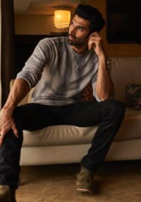 aditya roy kapur 9